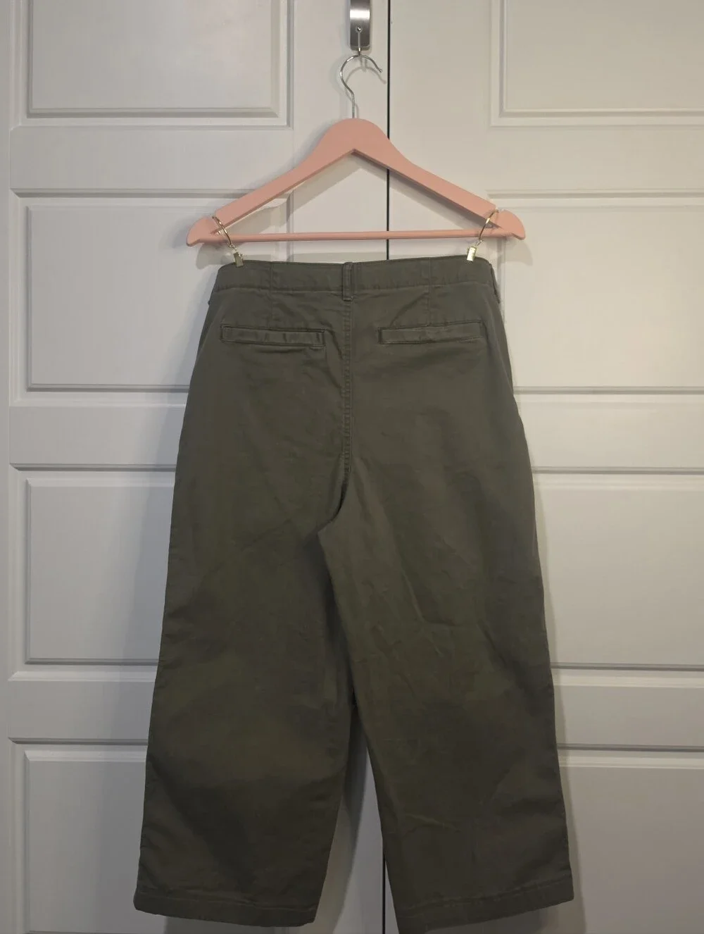 Old Navy Olive Green Baggy Chino Pants Boys size 14 Plus